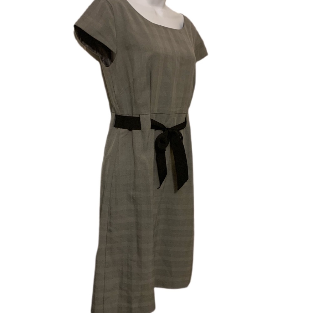 Studio I‎ dress - Picture 2 of 9